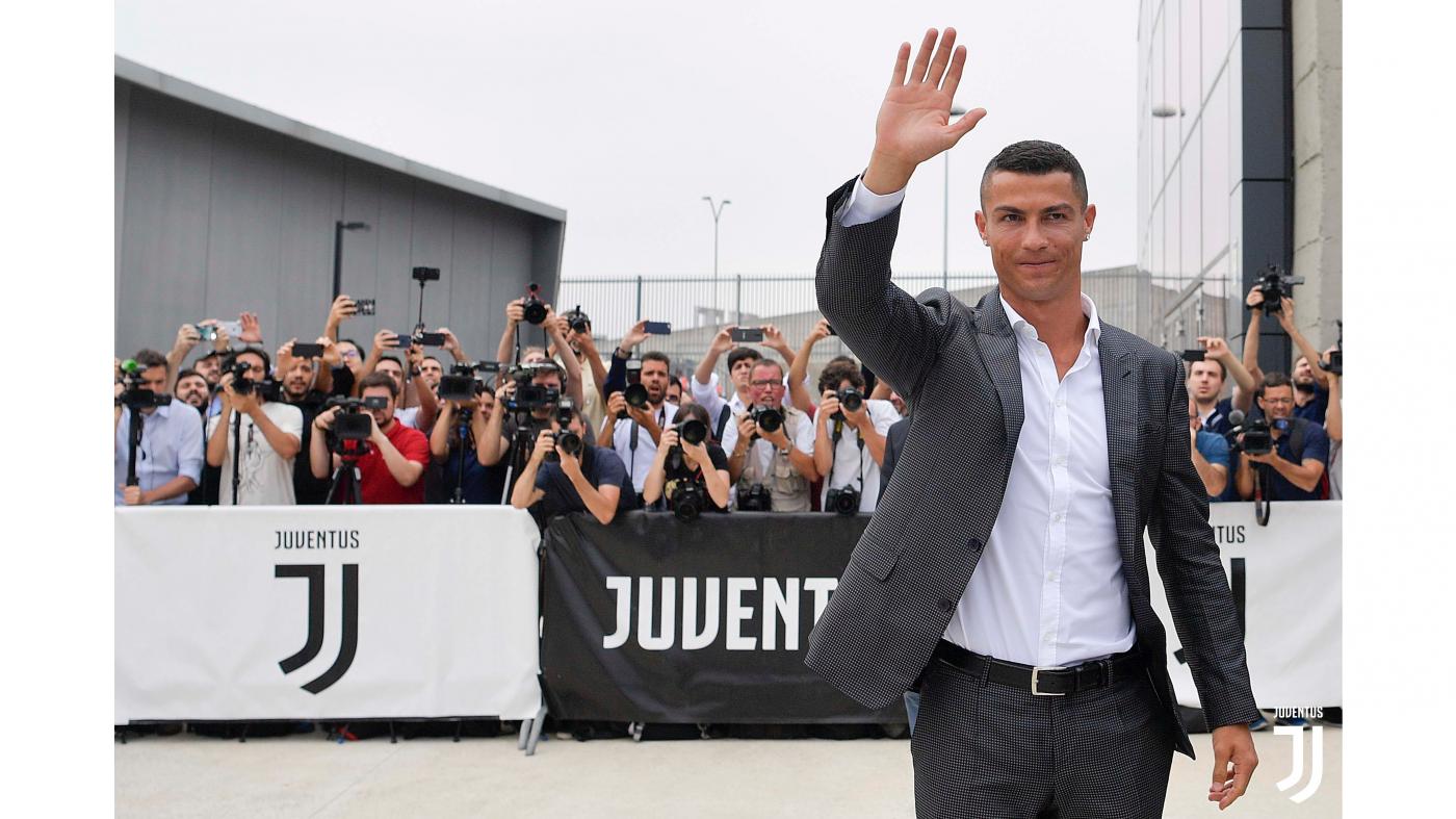 Cristiano Ronaldo re dei social network: i numeri incredibili del portoghese Cristiano Ronaldo re dei social network: i numeri incredibili del portoghese