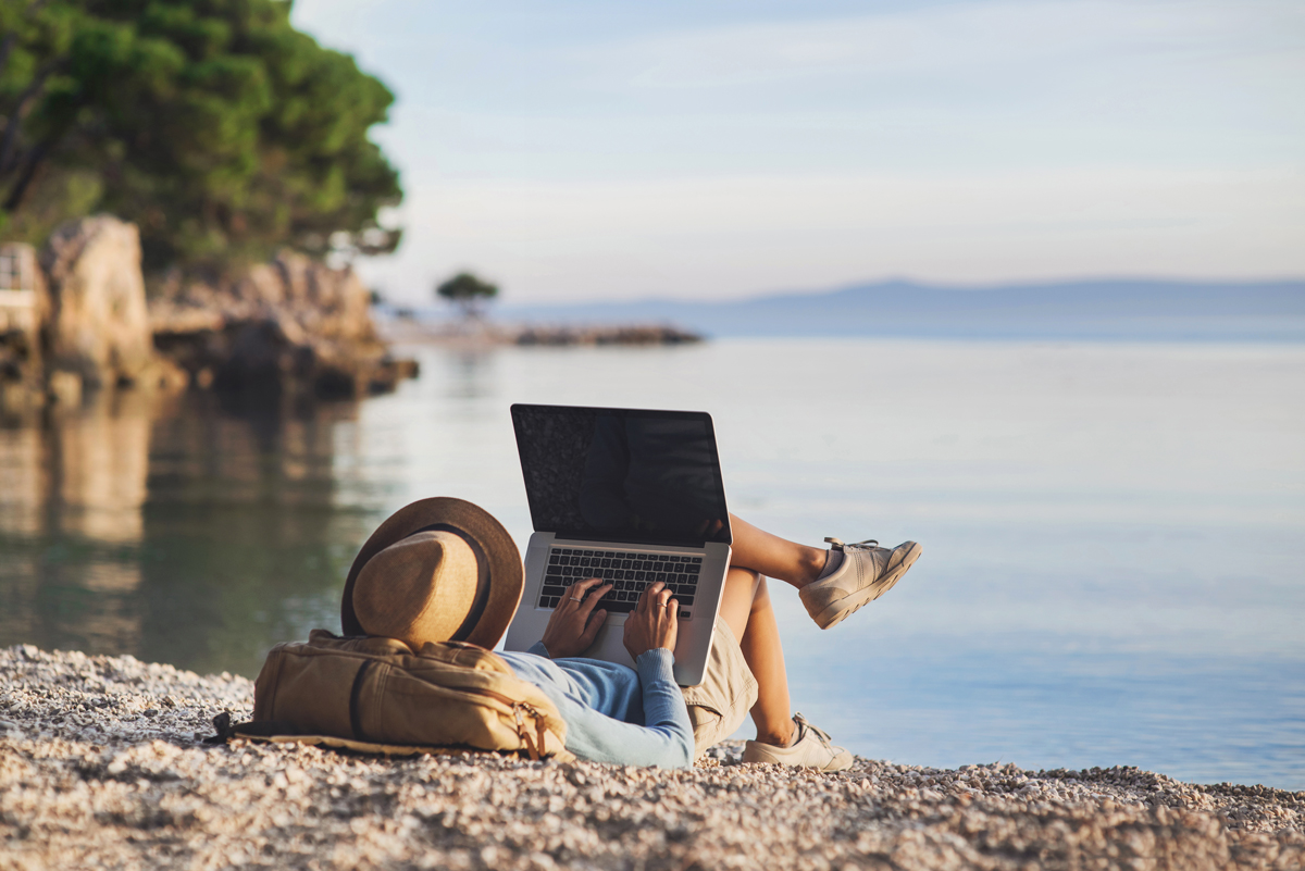 Lavorare come Freelance: 4 siti per trovare lavoro online Lavorare come Freelance: 4 siti per trovare lavoro online